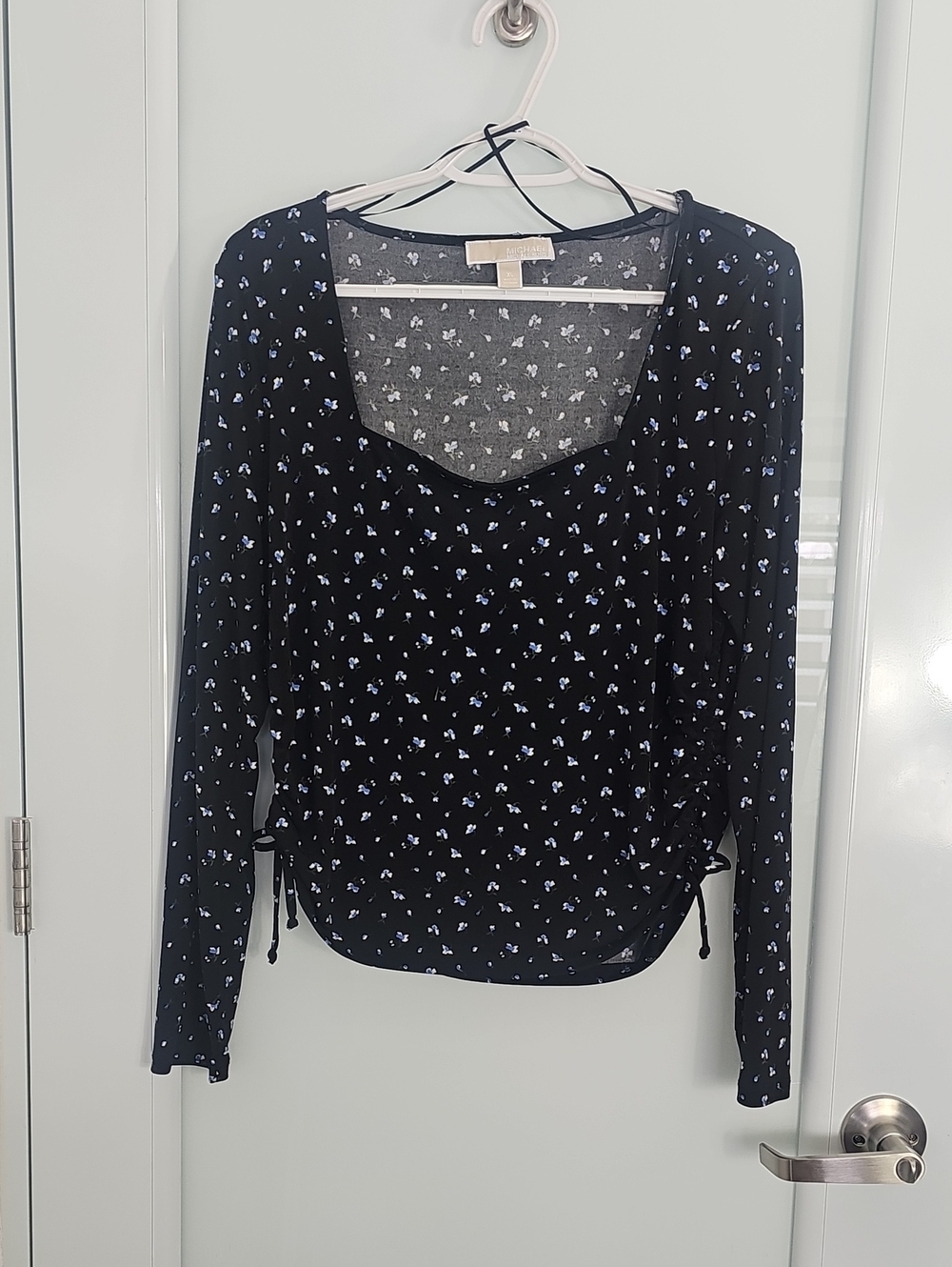 Michael Kors Womens Blouses. Size .XL . See Photo For Details.